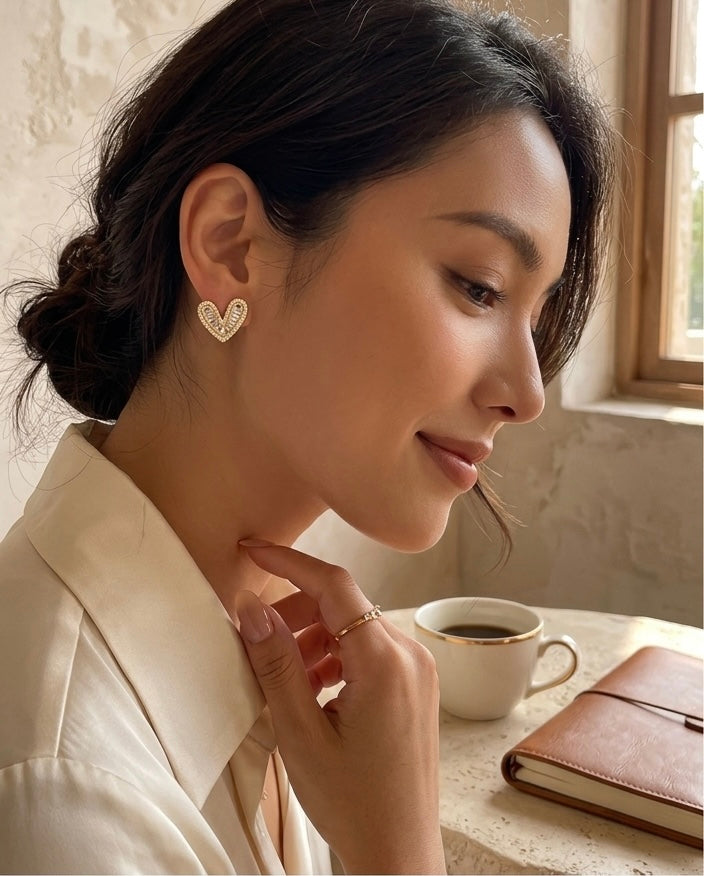 Amour Baguette Heart Stud Earrings - Gold