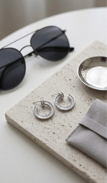 The "Star Ring" Baguette C-Hoops | 925 Silver & 18K Gold Plated