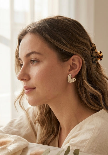 Amour Baguette Heart Stud Earrings - Gold