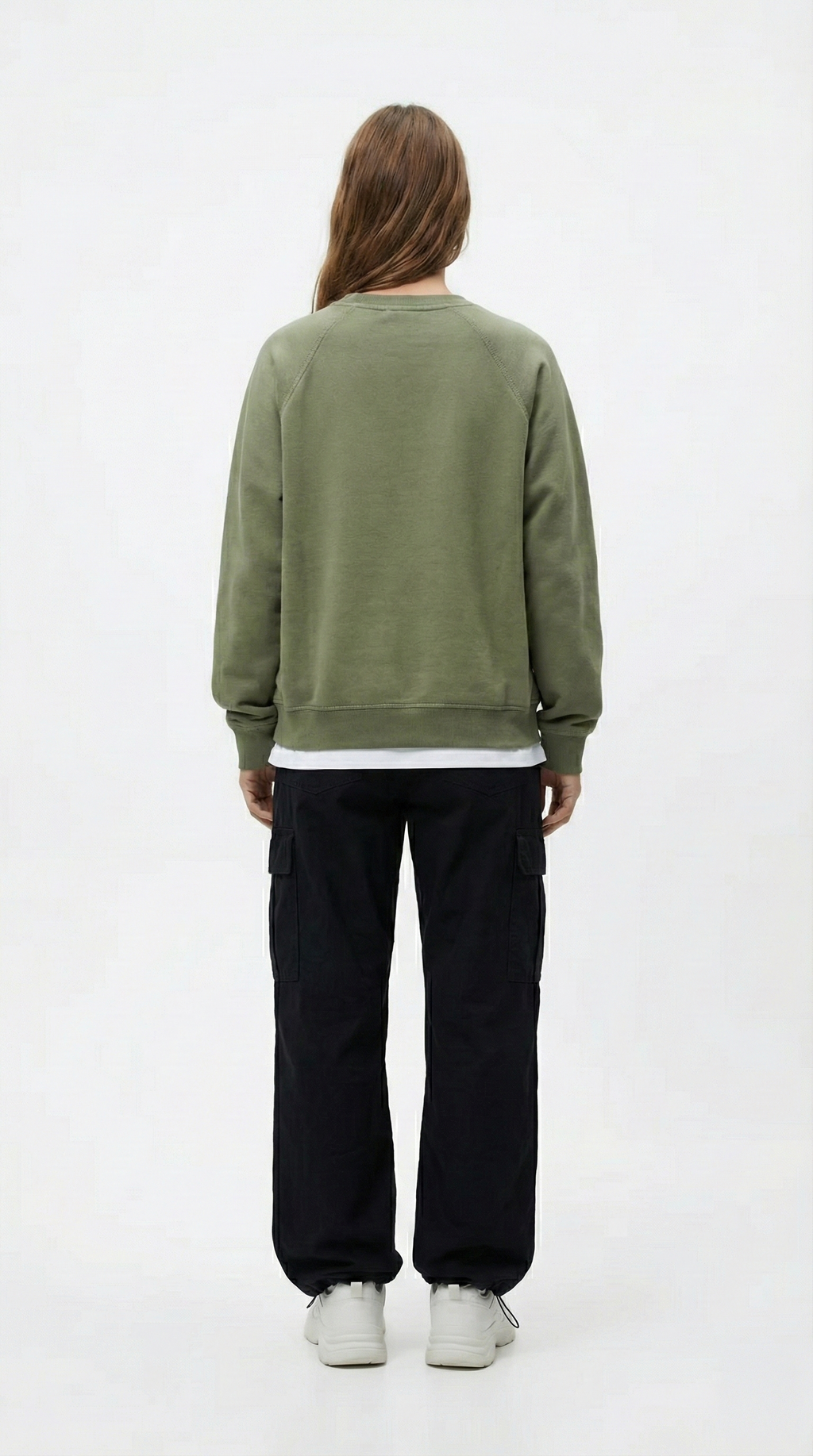 The Oversized Raglan Pocket Crewneck - Vintage Olive